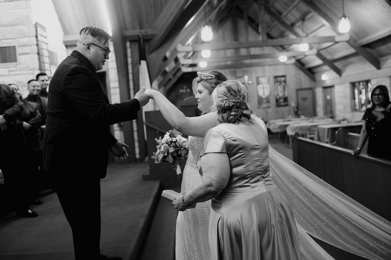 016 Wedding ceremony Redeemer Lutheran Church San Antonio Wedding photographer Phiilip Thomas