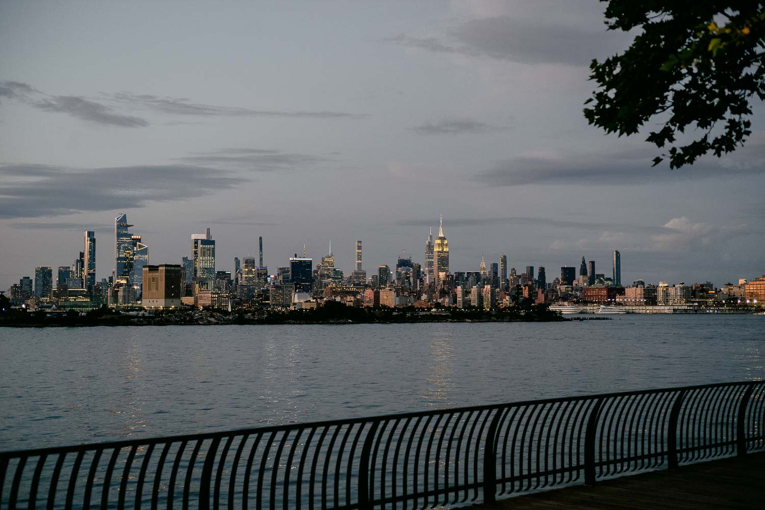 New York City skyline - July 2023 L1006835