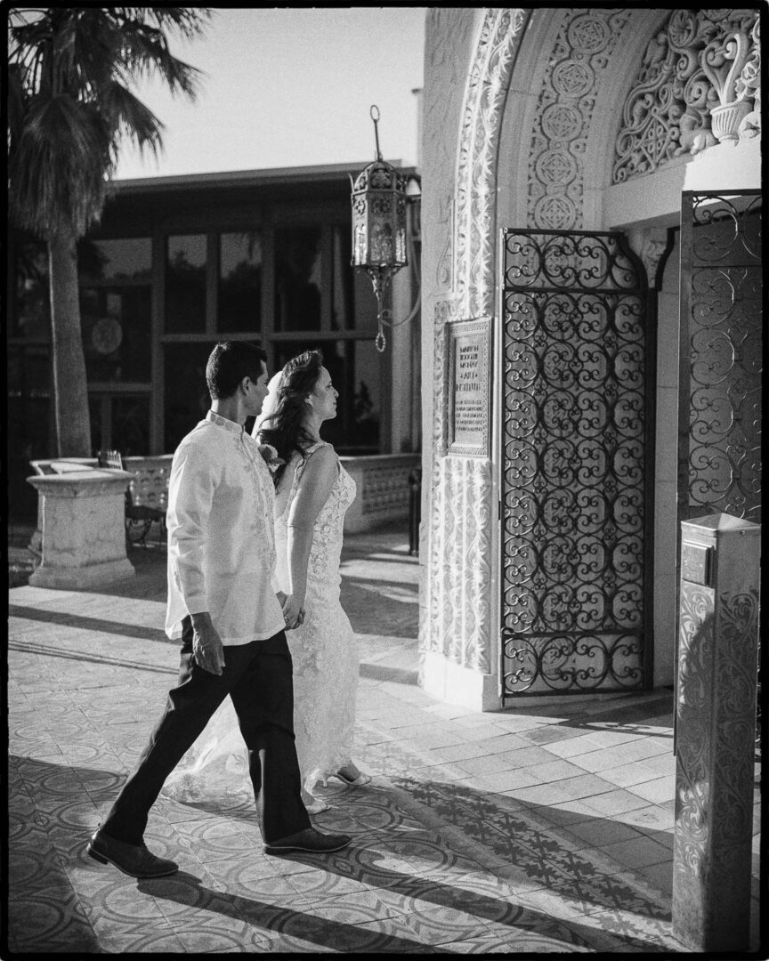 31 McNay Art Museum Wedding Ceremony Philip Thomas wedding photographer L1009411 Edit