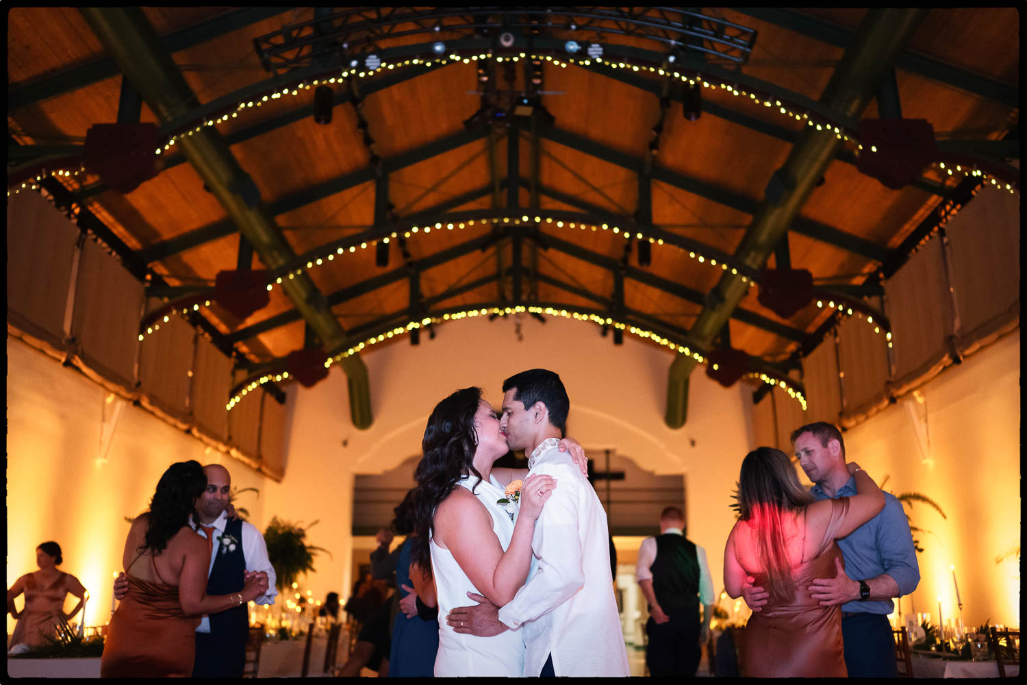 49 McNay Art Museum Wedding Ceremony Philip Thomas wedding photographer CM1 6691 Edit