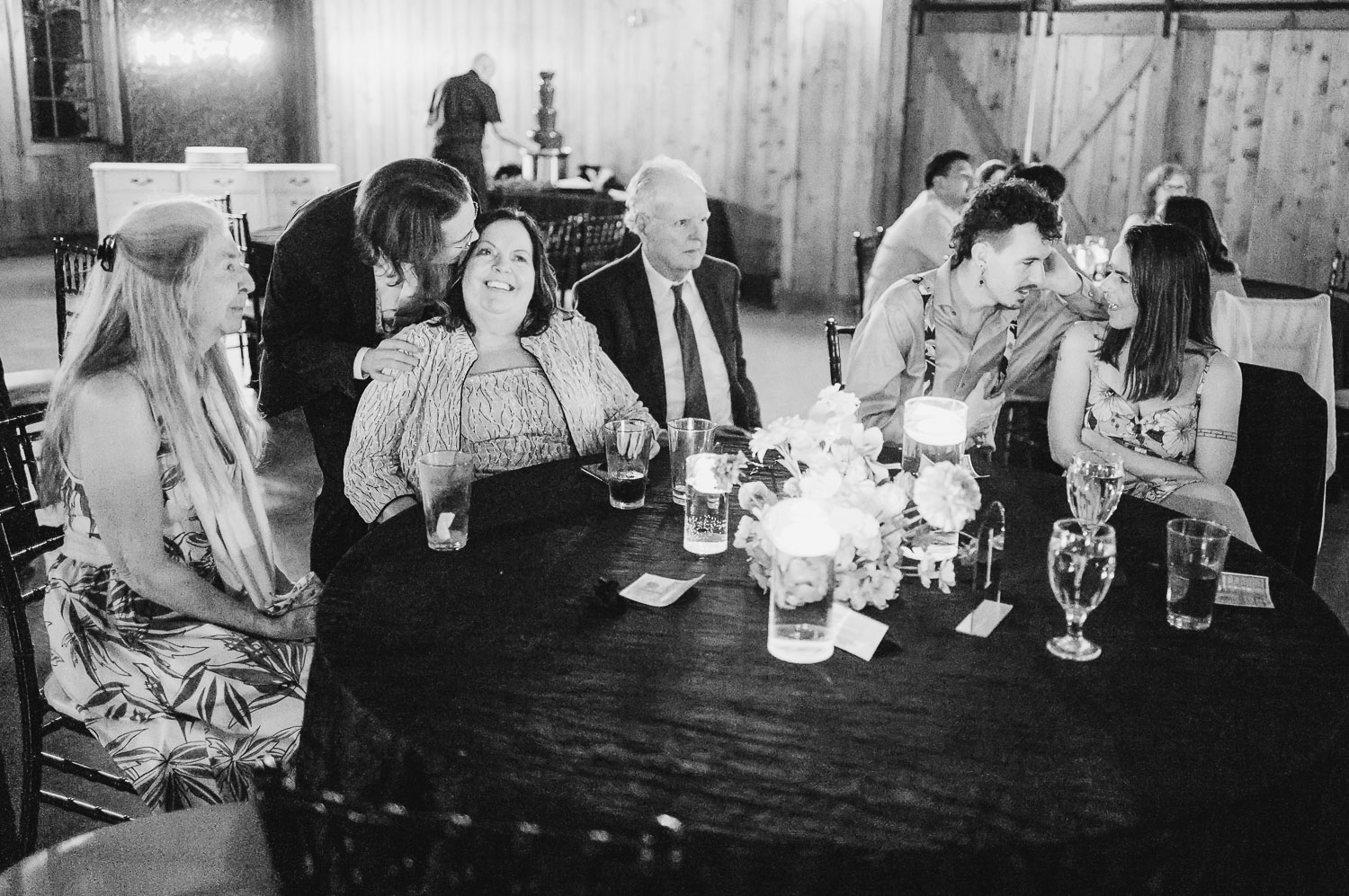 63 The Carriage House Houston Wedding Philip Thomas Photography L1009318
