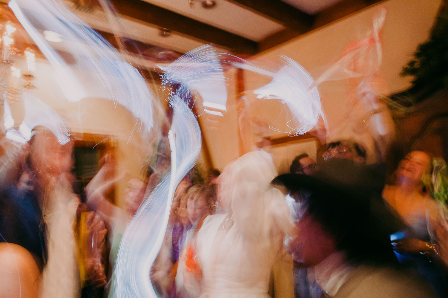 88 Club Giraud Wedding Ceremony + Reception downtown San Antonio Philip Thomas Photography L1008119
