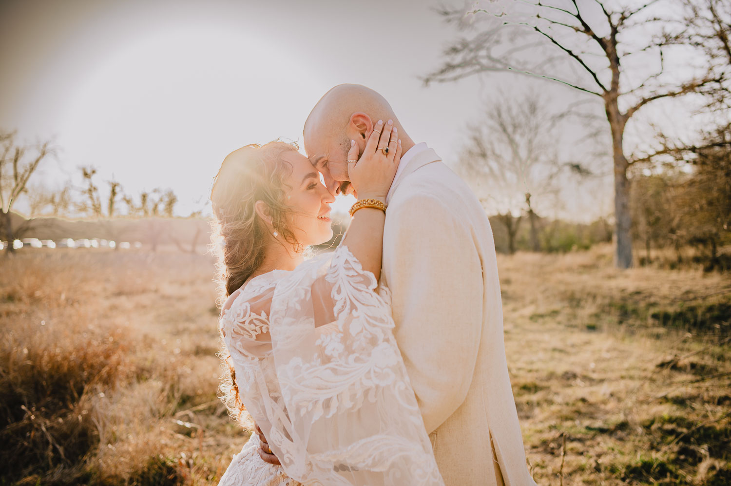 Elm Pass Woods Wedding couple at sunset L1005141