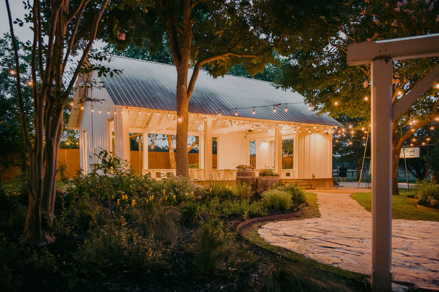 79 Chapel at Gruene Wedding Reception in New Braunfels Philip Thomas L1009528