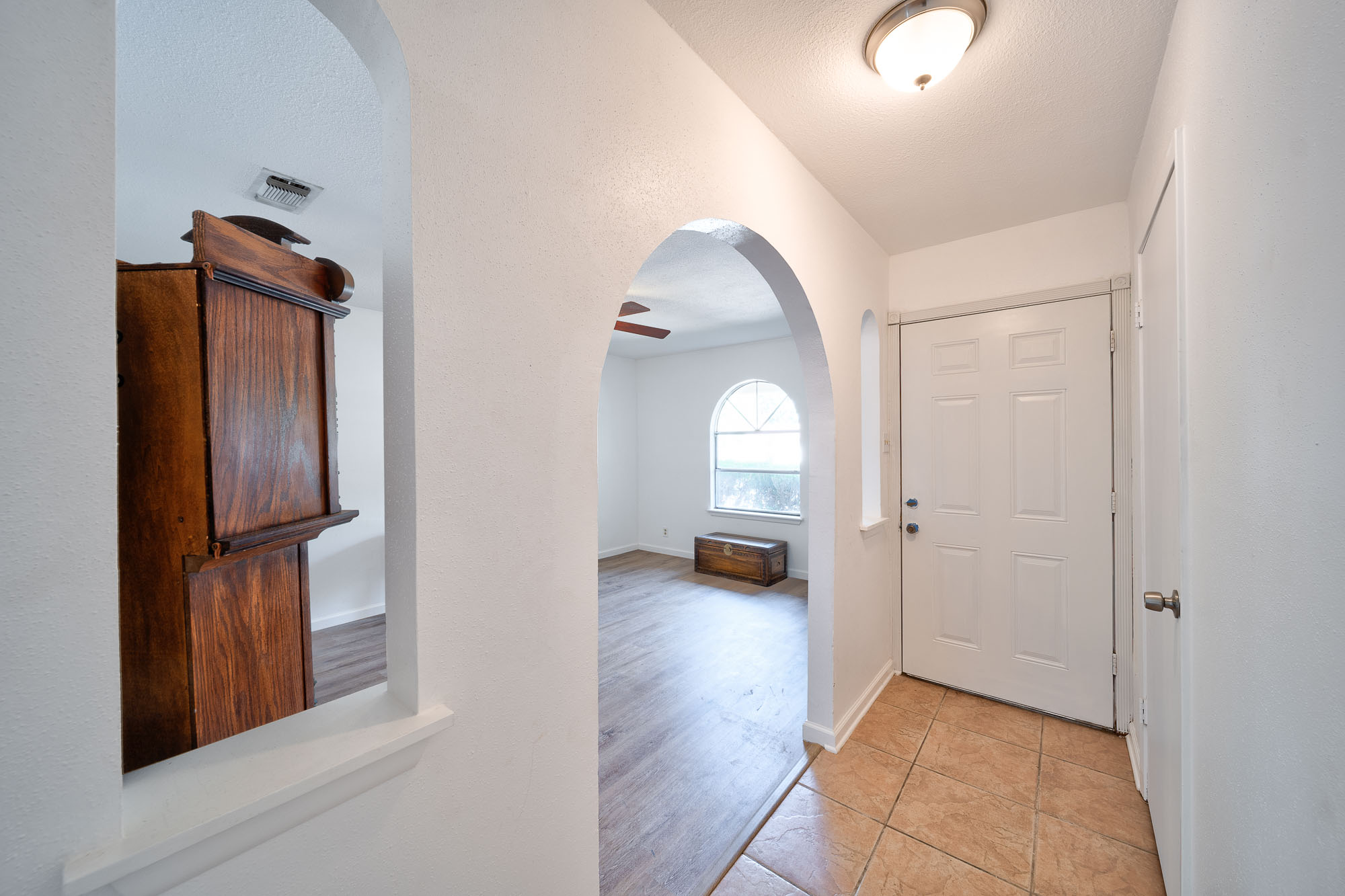 Real Estate Photography 18 16 Philip Thomas Photography L1000974 5 6