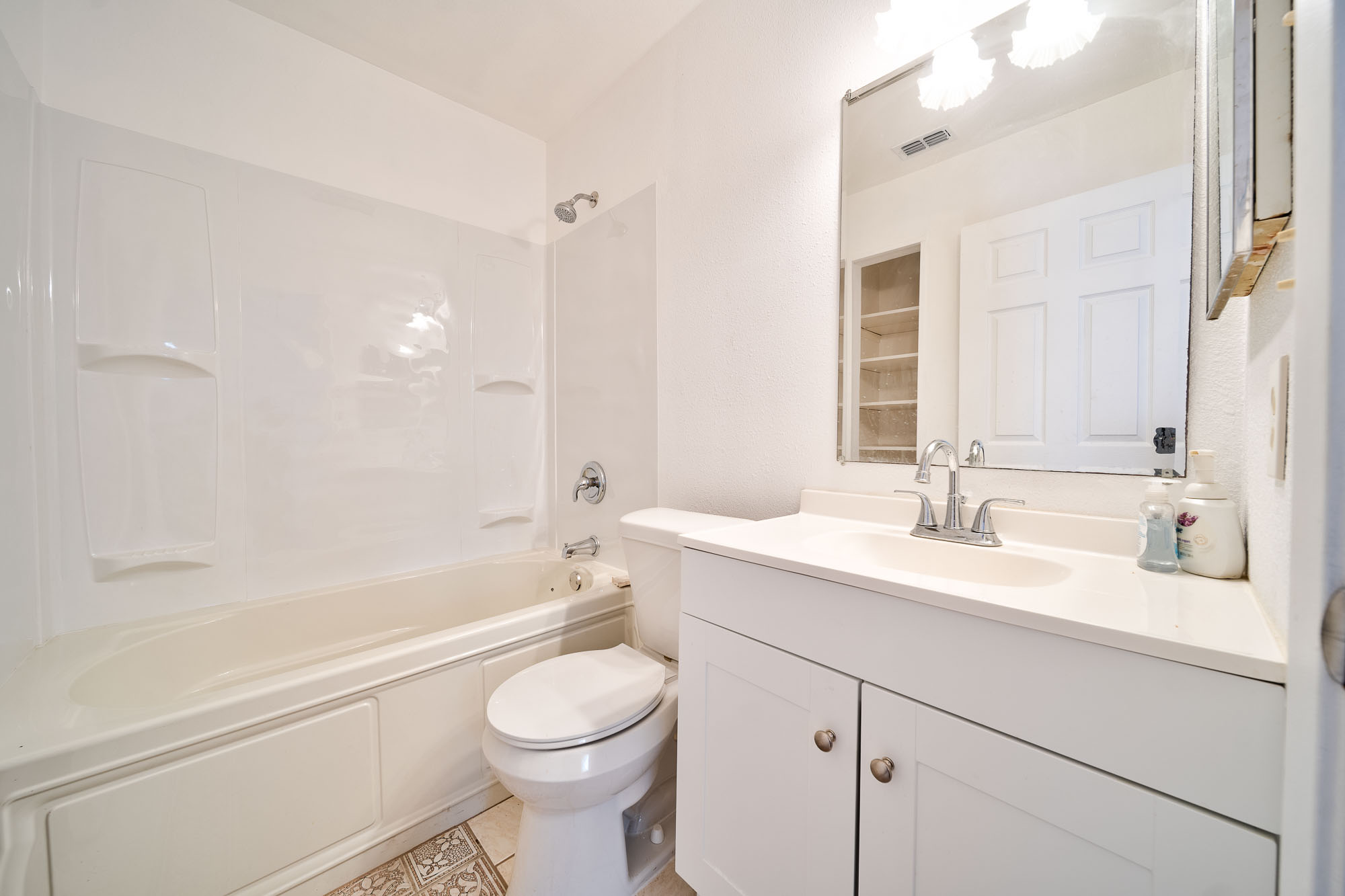 Real Estate Photography 22 20 Philip Thomas Photography L1000989 90 91