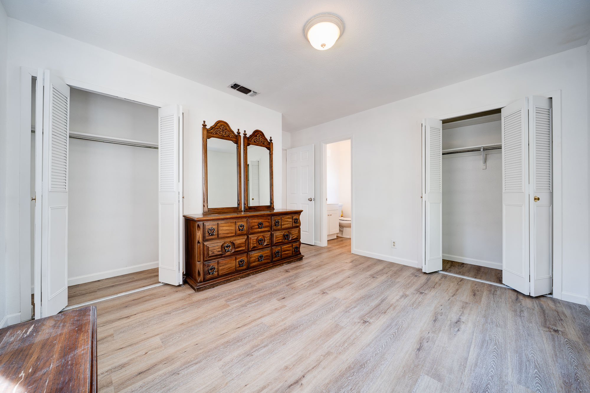 Real Estate Photography 25 23 Philip Thomas Photography L1020007 8 9