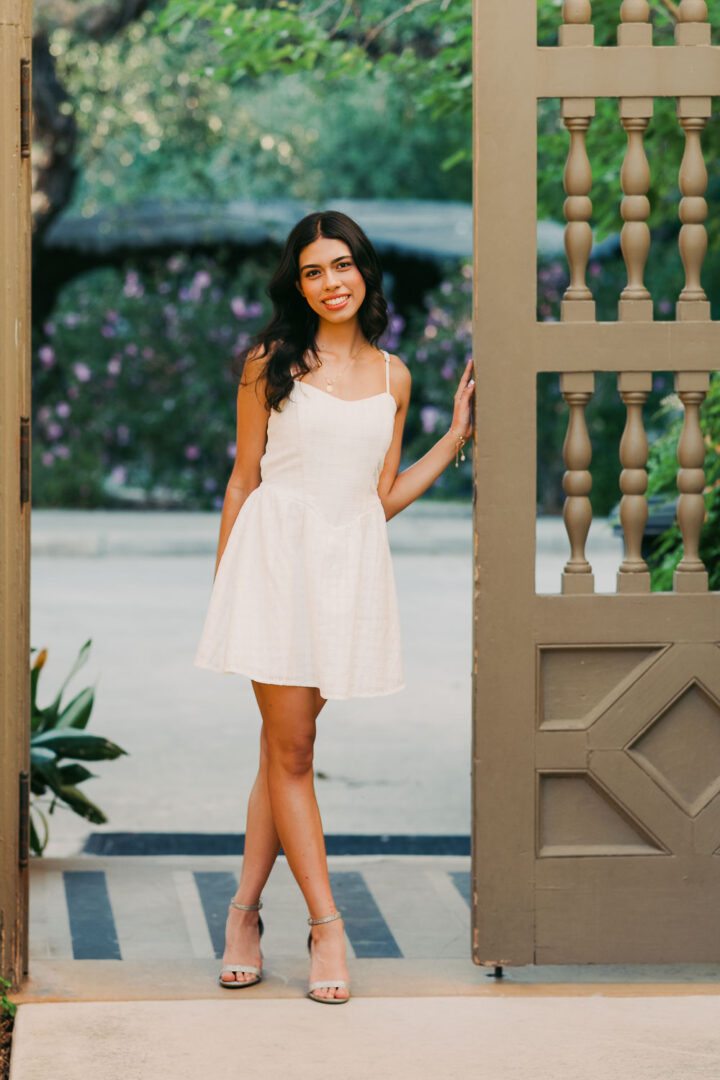 Senior Portraits San Antonio (Gallery) Philip Thomas Photography 10 28 Senior Portraits Philip Thomas Photography L1030773 Edit