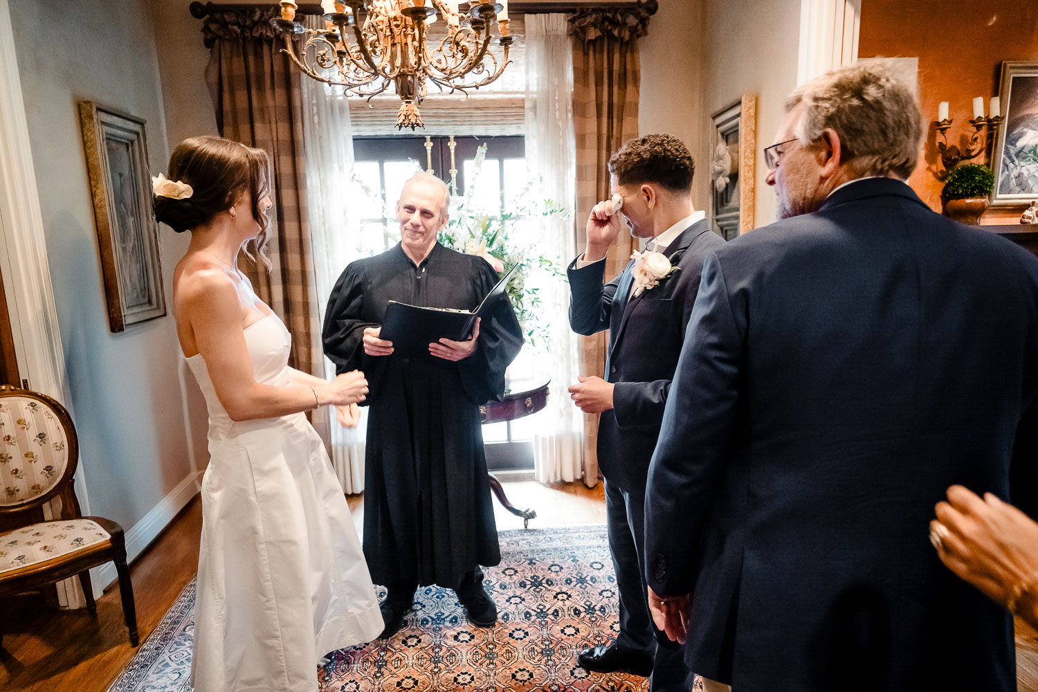 Elegant Houston Elopement | Caroline+George | Houston, Texas 15 15 Weddin Elopement in Houston Texas L1020104 Edit