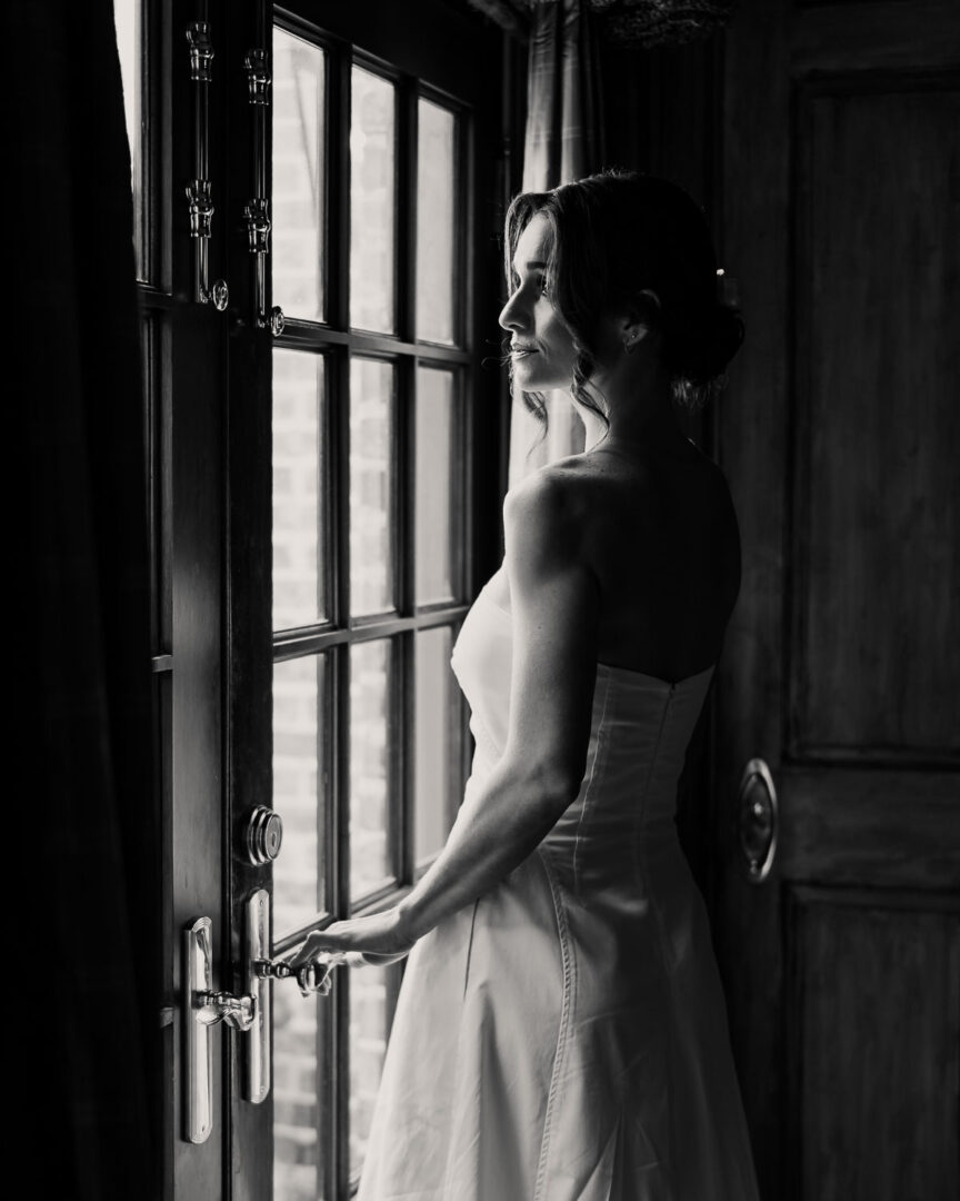 Elegant Houston Elopement | Caroline+George | Houston, Texas 30 37 Weddin Elopement in Houston Texas L1030987