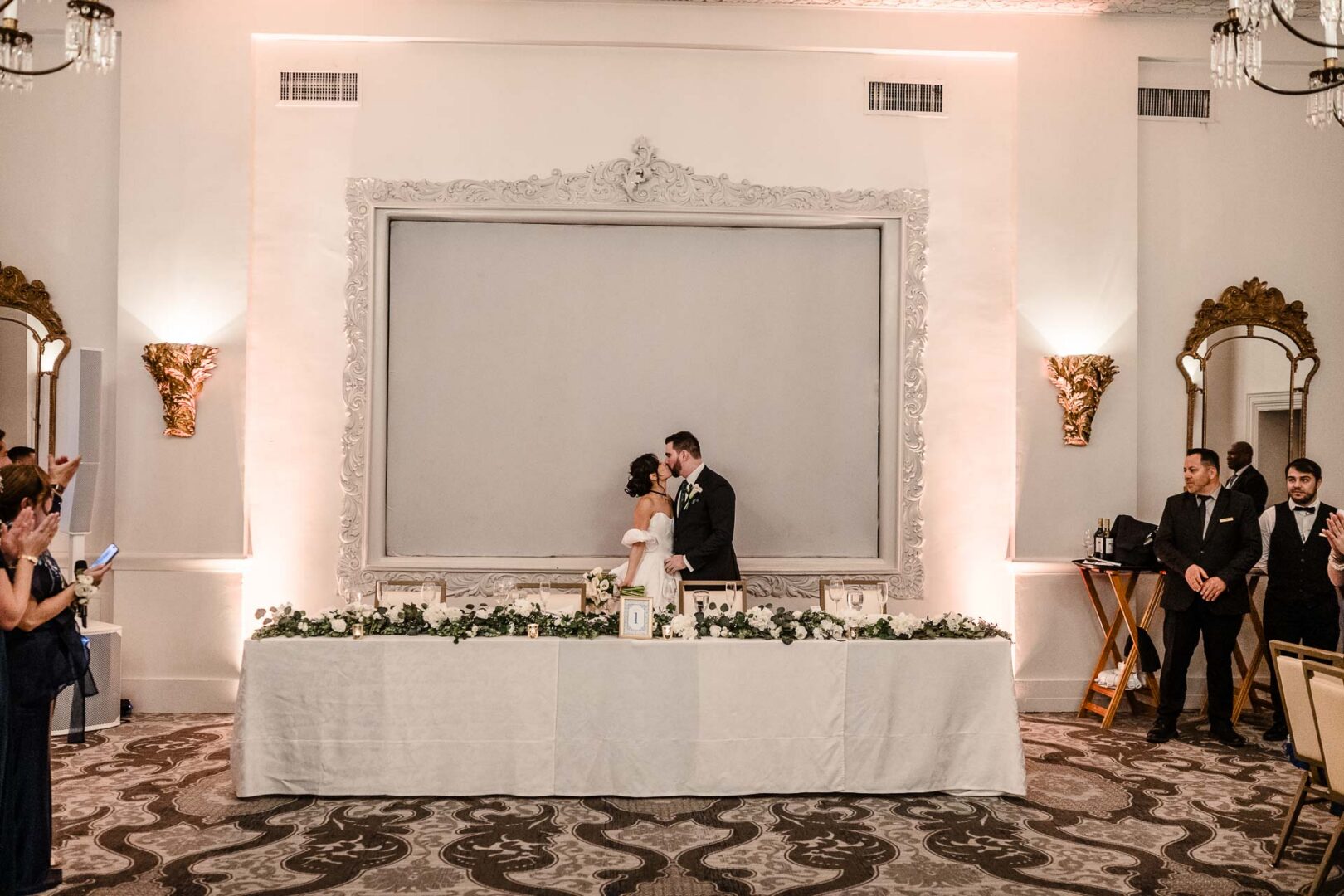Noreena & Robert's Elegant Wedding at San Fernando Cathedral 48 53 St Anthony Hotel Wedding Reception San Antonio Philip Thomas CM1 4596
